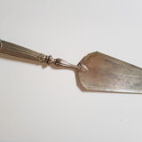 Pie shovel