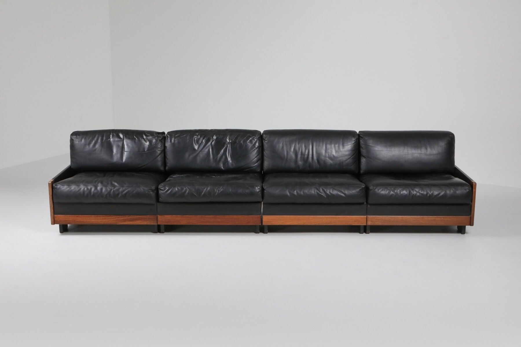 Afra Sofa & Tobia Scarpa '920' sofa for Cassina 1970