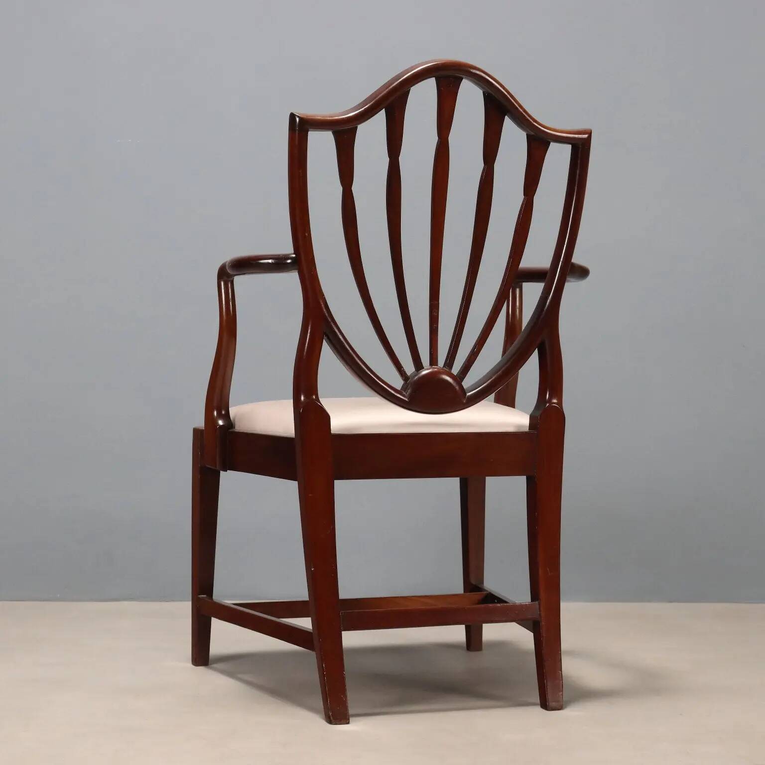 Fauteuil ancien style Regency en acajou et tissu, Angleterre, XIXe siècle