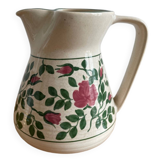 Ceramic pitcher / carafe