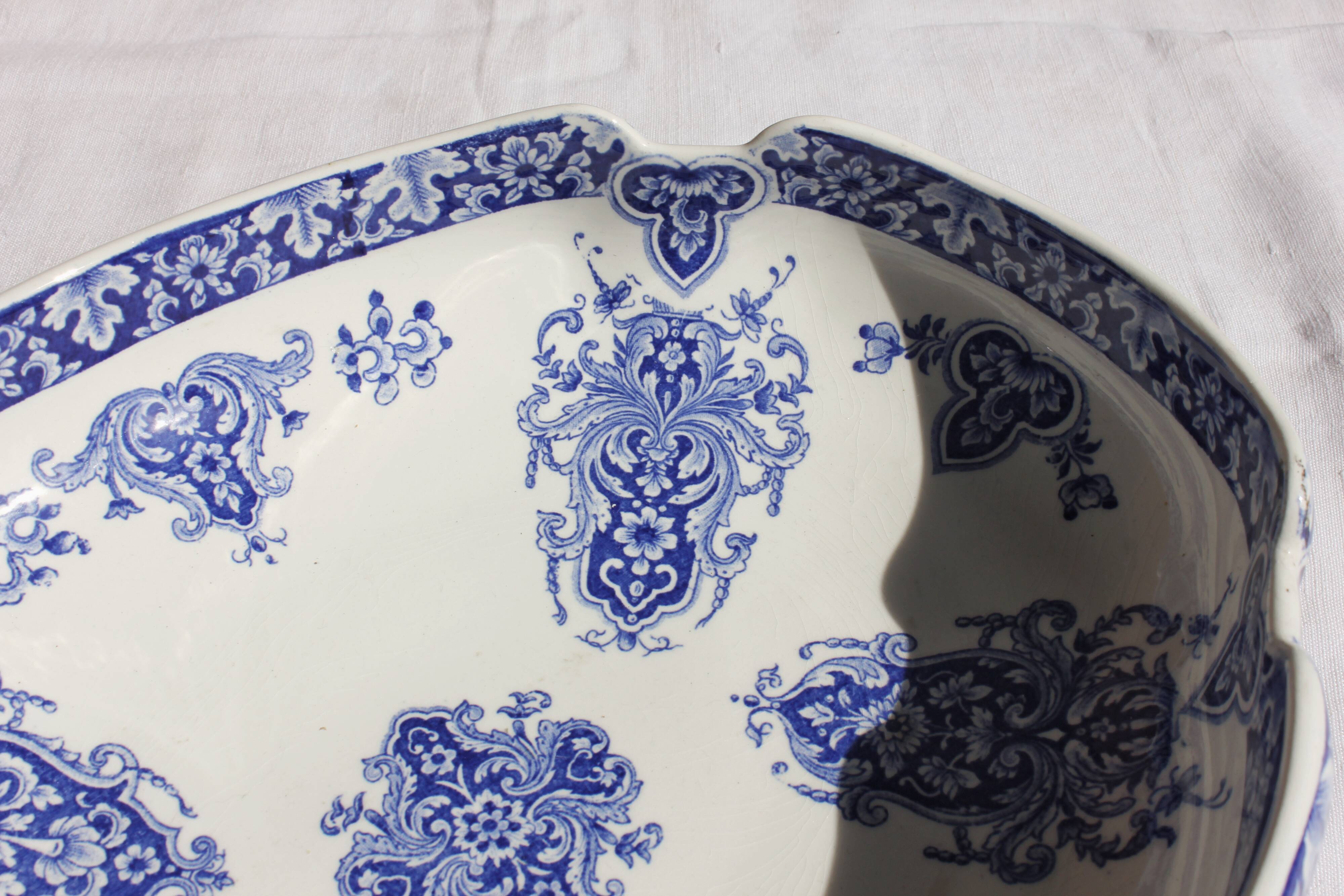 Salad bowl in Gien earthenware