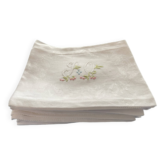 12 large monogrammed white linen napkins