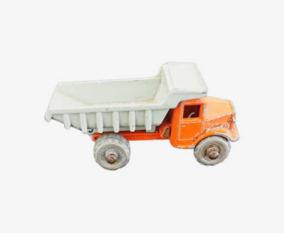 Matchbox series camion benne A moko lesney sans boîte