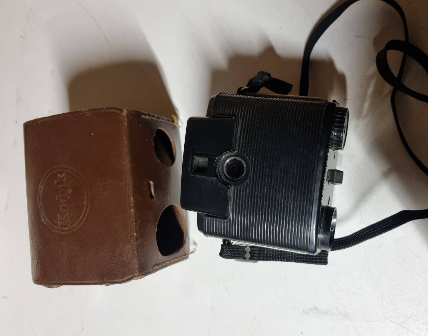 Old Kodak Brownie Starlet Camera Leather Case Vintage Collection
