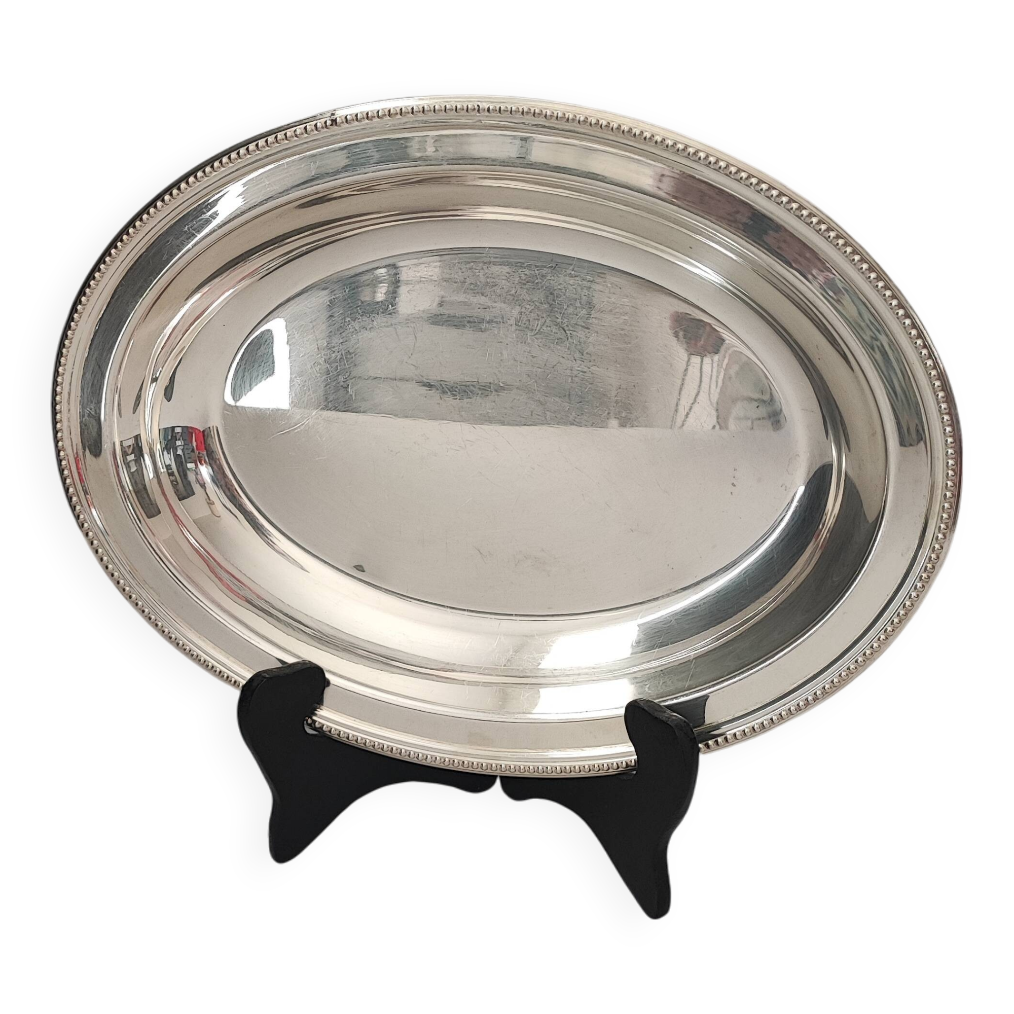 silver-plated metal salad bowl
