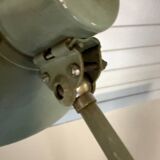 Articulated desk lamp