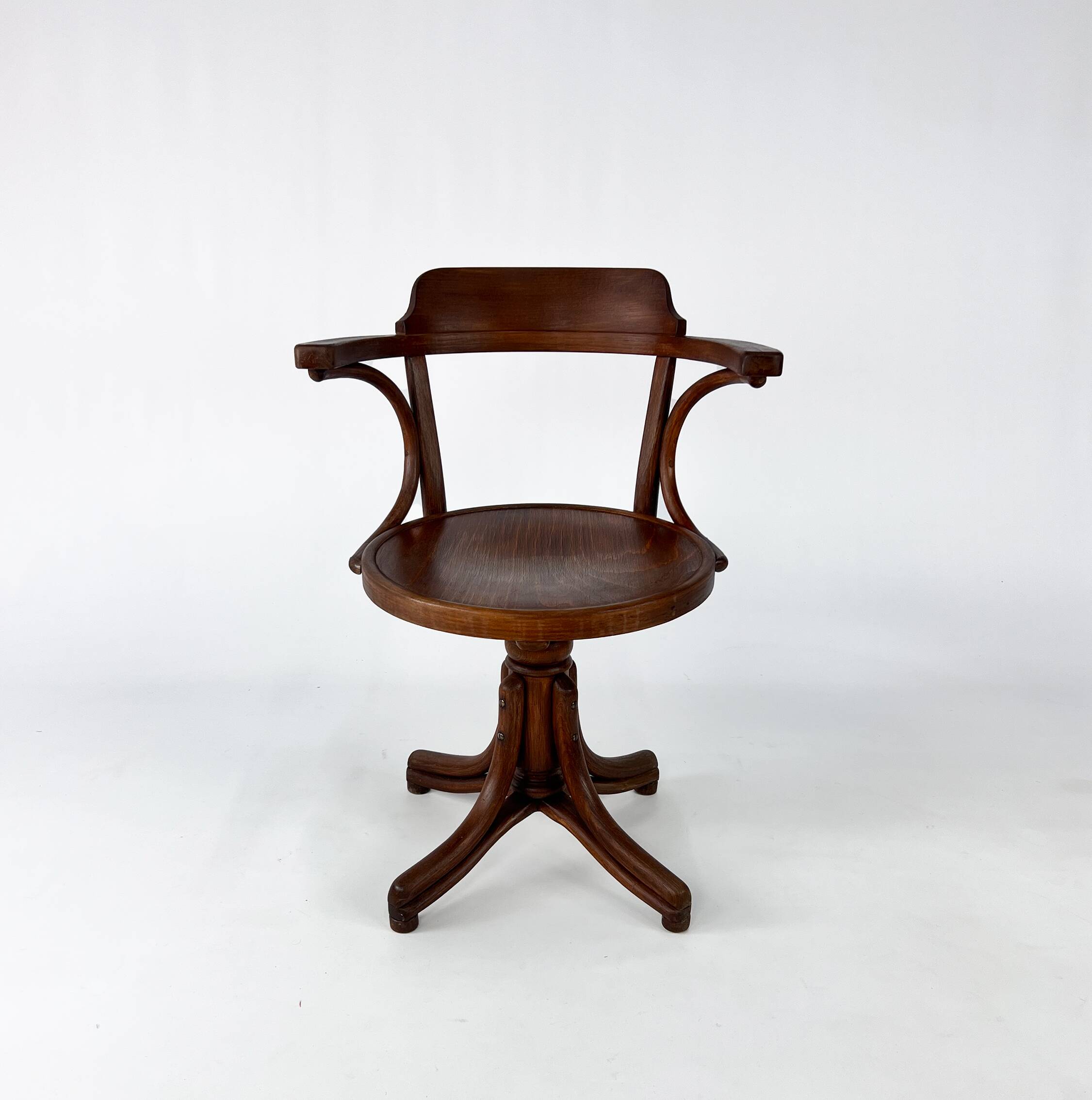 Chaise de Bureau en Chêne Courbé par Thonet, 1950s