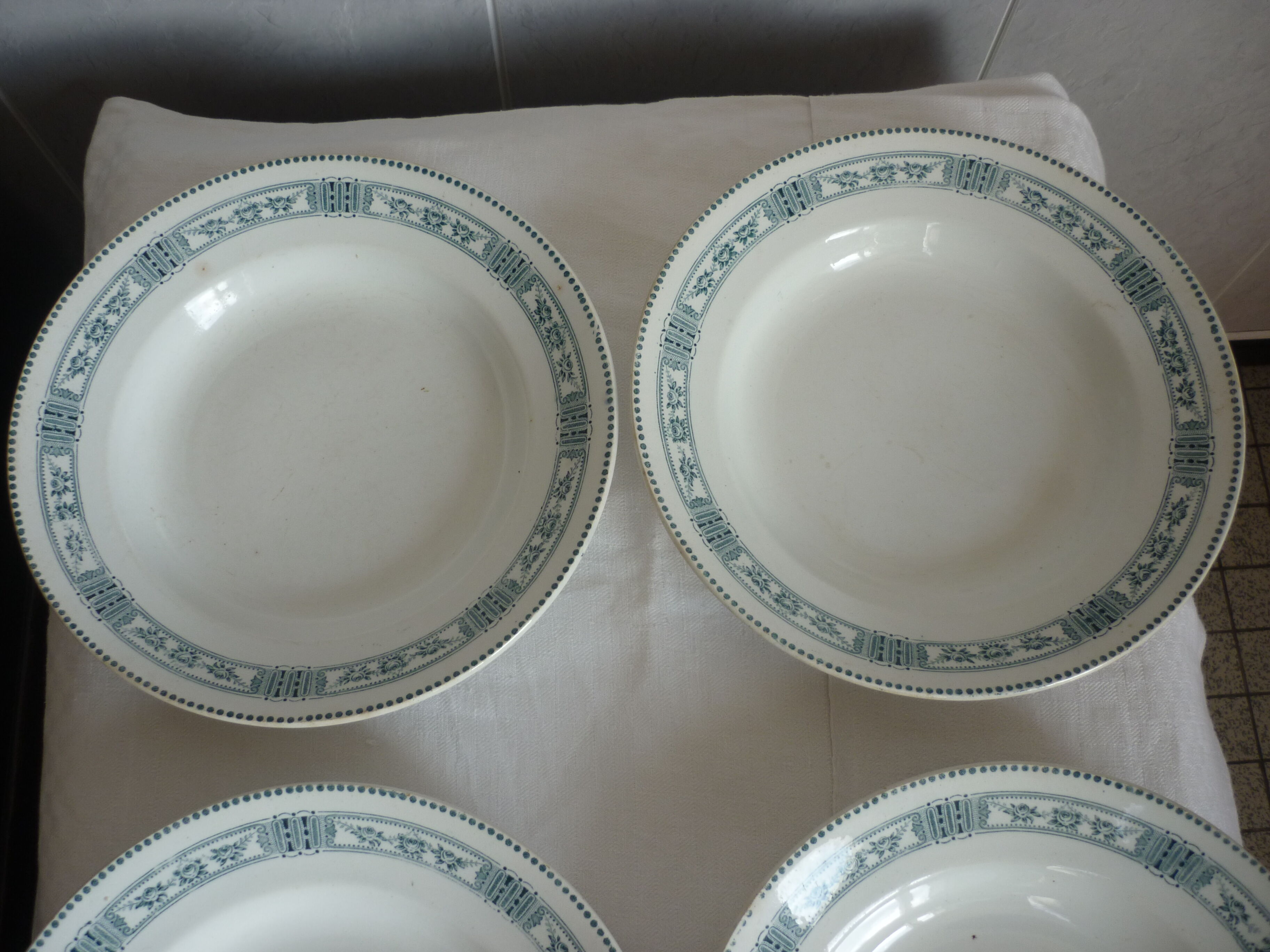 6 hollow plates Moulins des Wolves