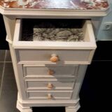 Old chest of drawers
