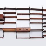 Système mural modulaire en bois foncé de Kai Kristiansen - FM Møbler