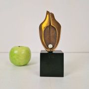 Sculpture en bronze sur socle en pierre par Willy Ceysens, 1970