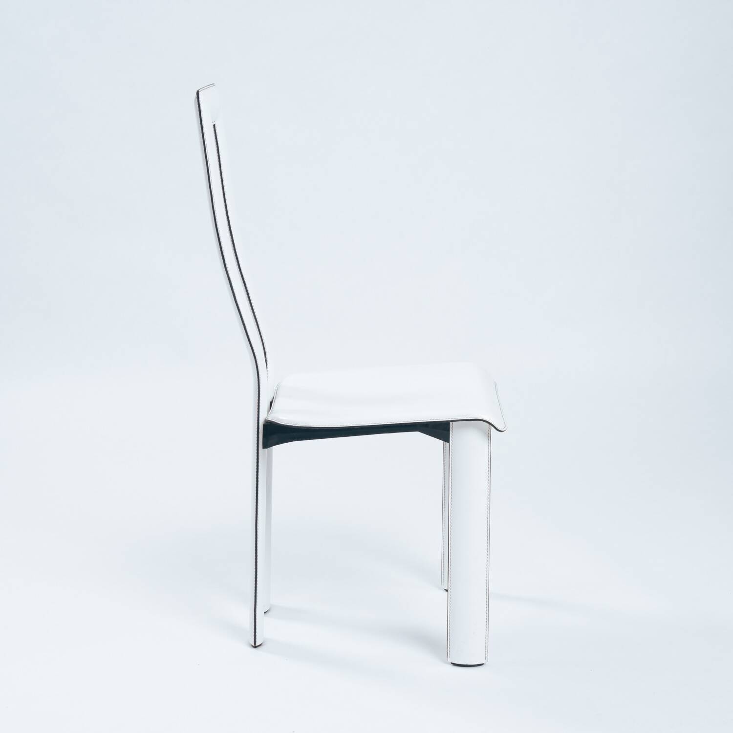 White Italian leather highback dining chairs by Ycami Italy, set of 4, 1980s