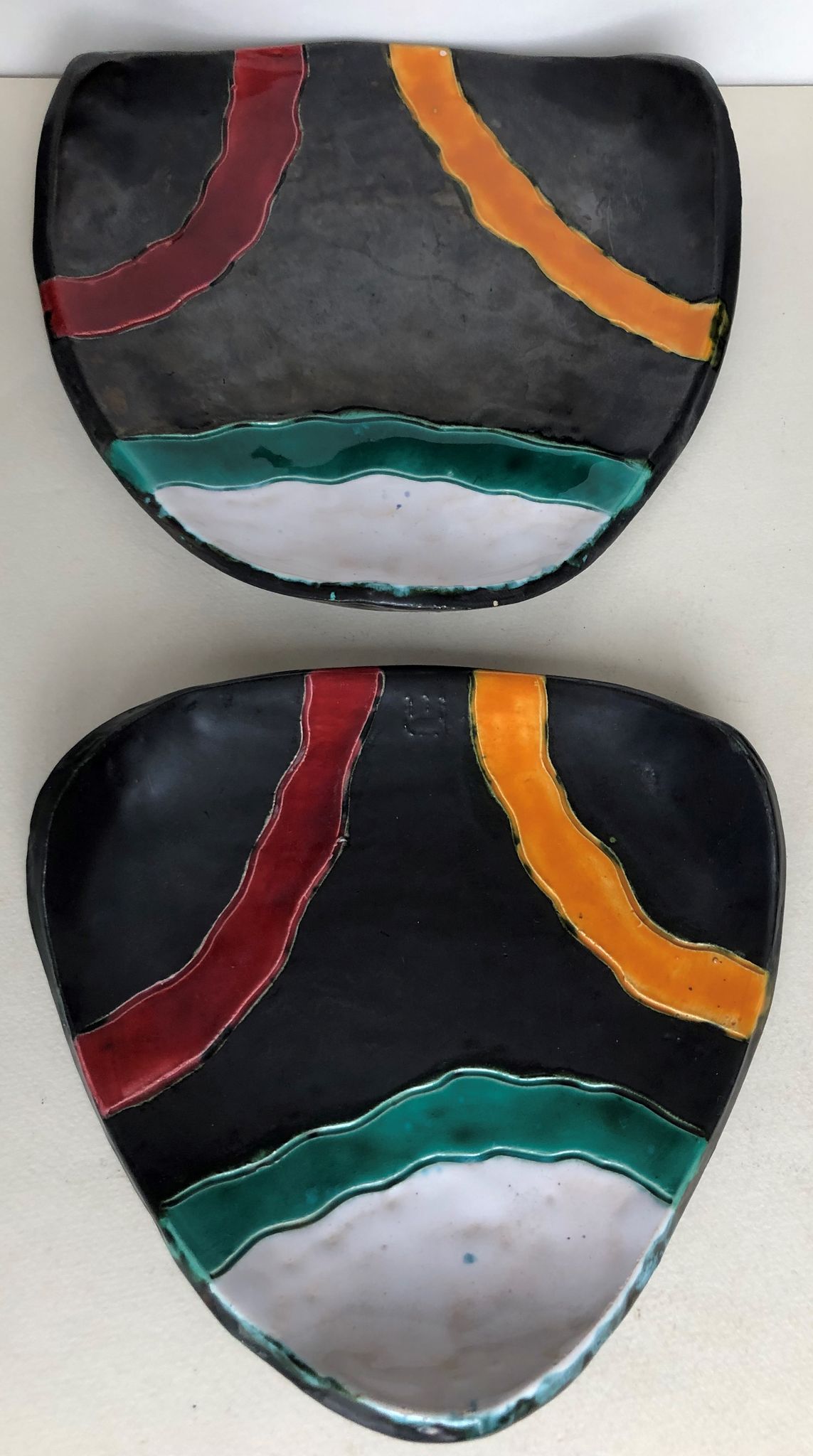 Set of two ceramic pocket voids