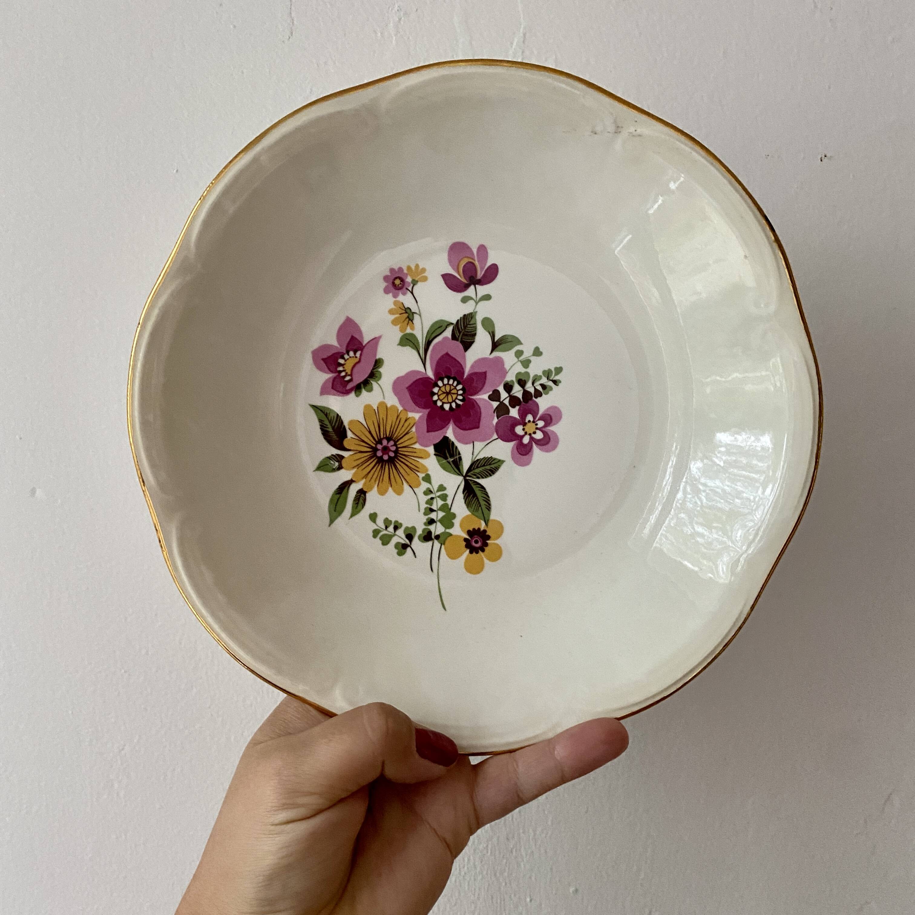 Set of 8 vintage soup plates from Gien
