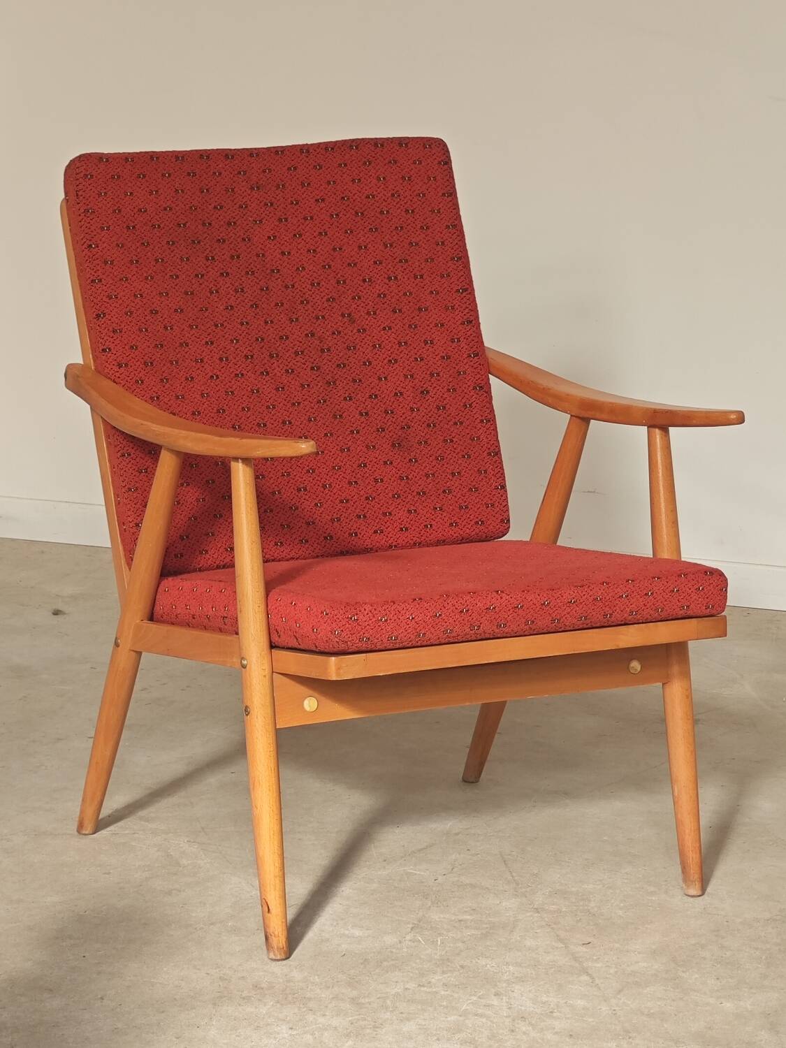 Pair of Boomerang armchairs by Antonin Suman for Ton (Thonet) 60