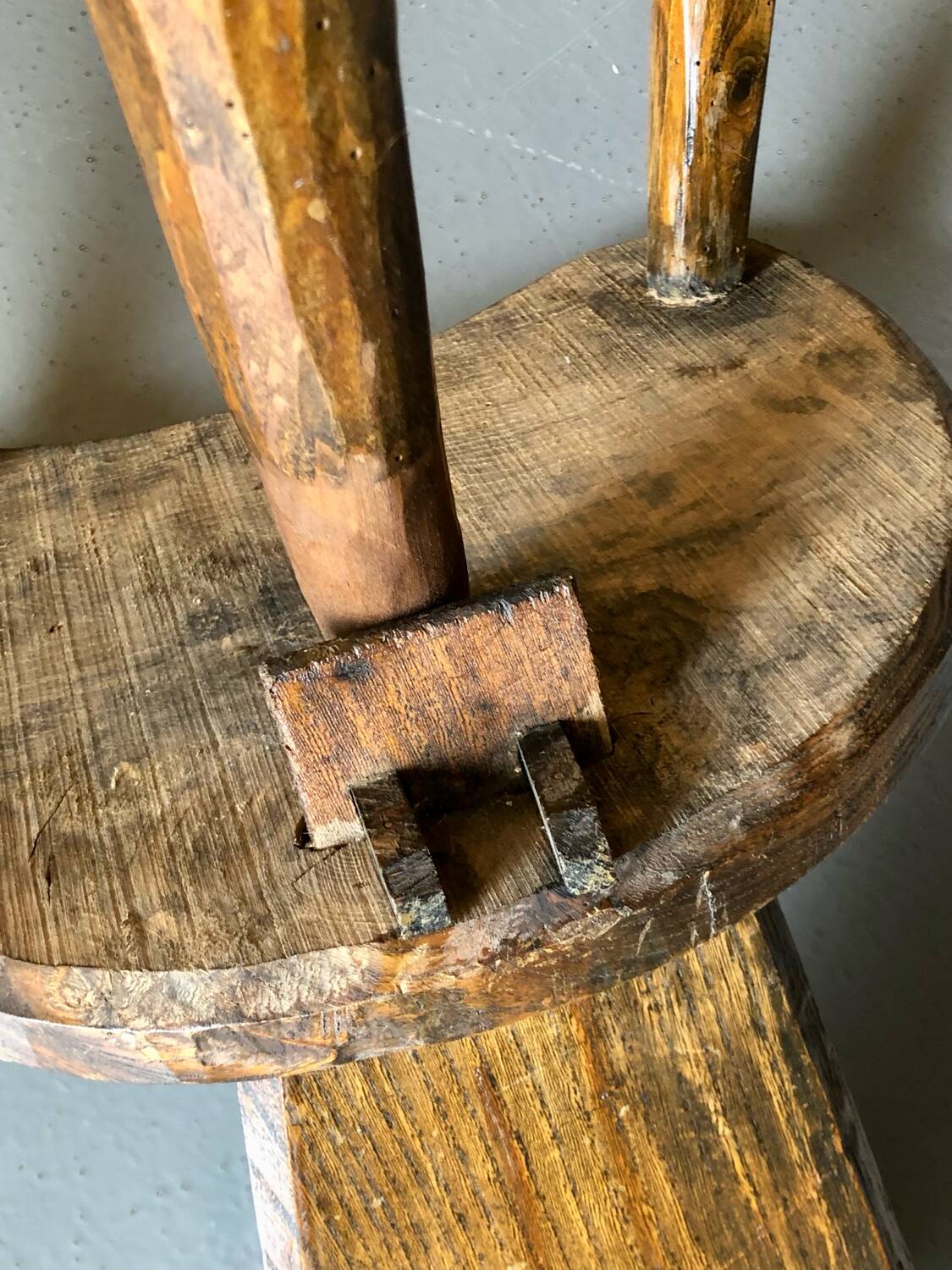 Tripod milking chair