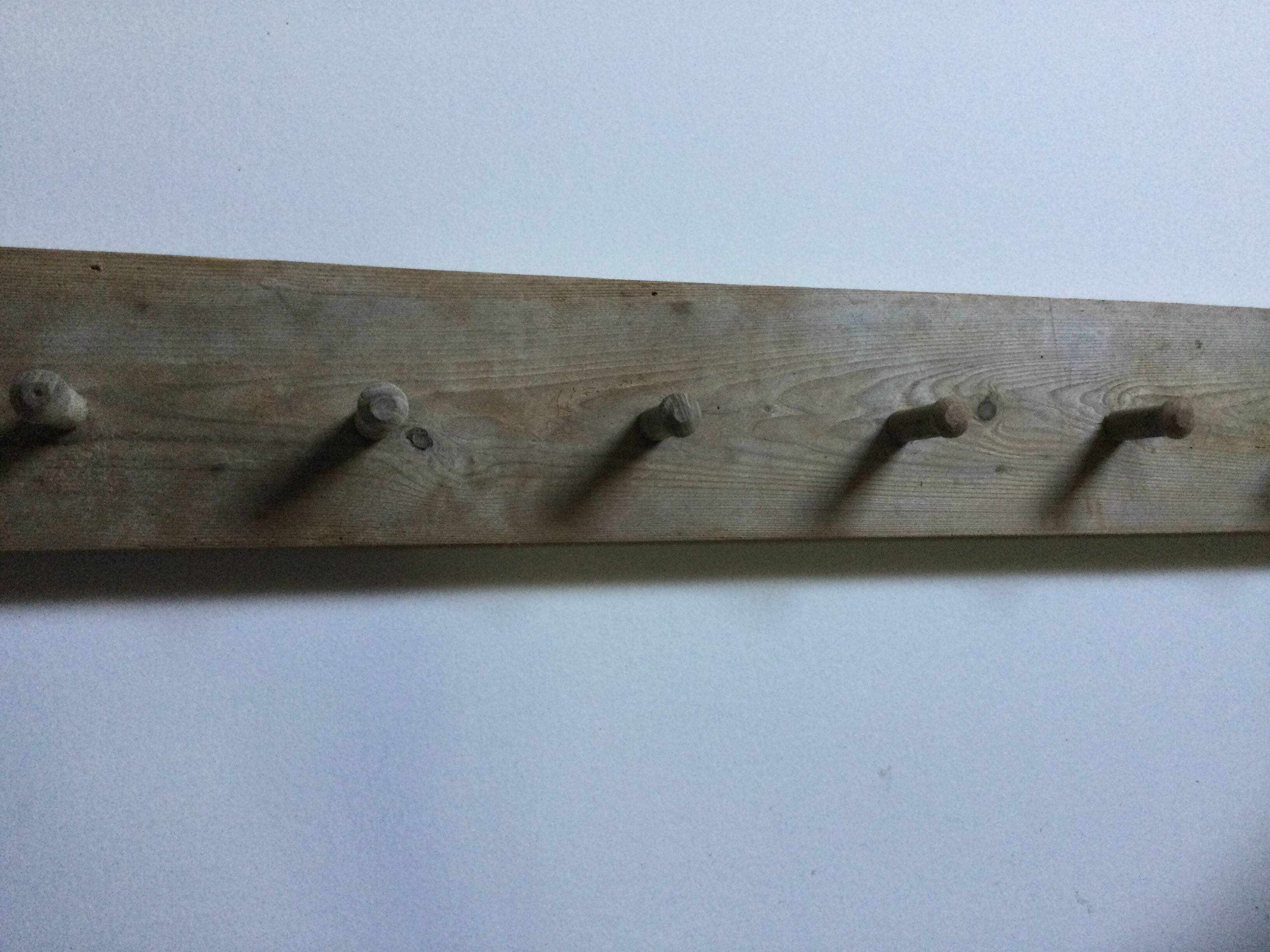 Porte manteau ancien en bois 8 patères