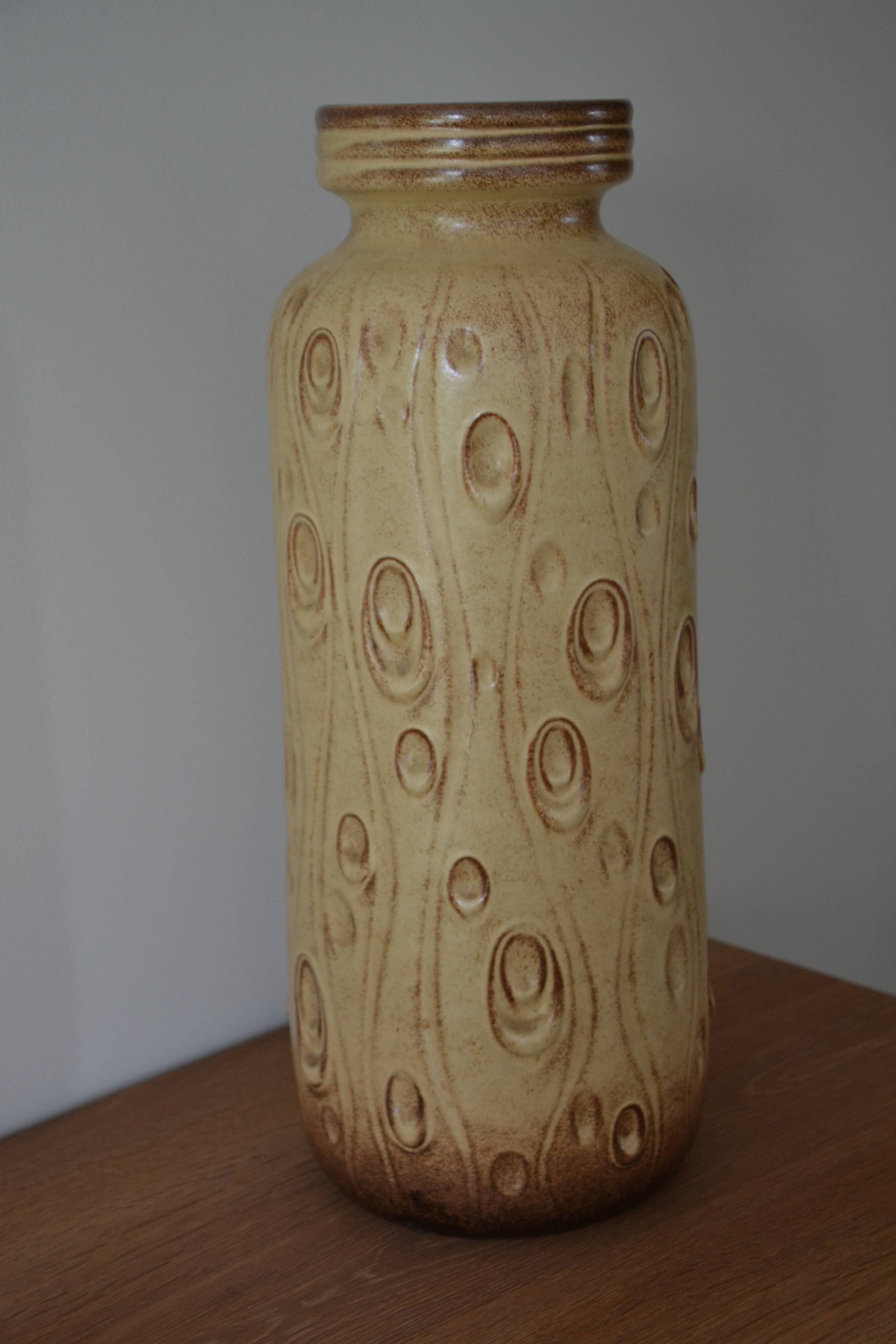 Huge vase W Germany 288-51
