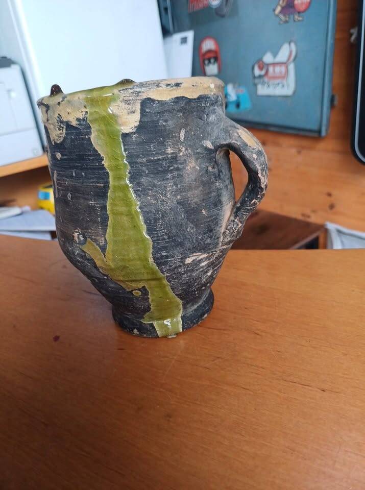 Pot / Jar in smoked and glazed ancient terracotta