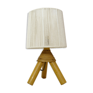 Lampe de table en bambou et son
