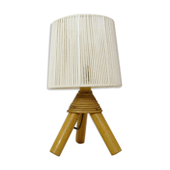 Bamboo table lamp and its rope lampshade