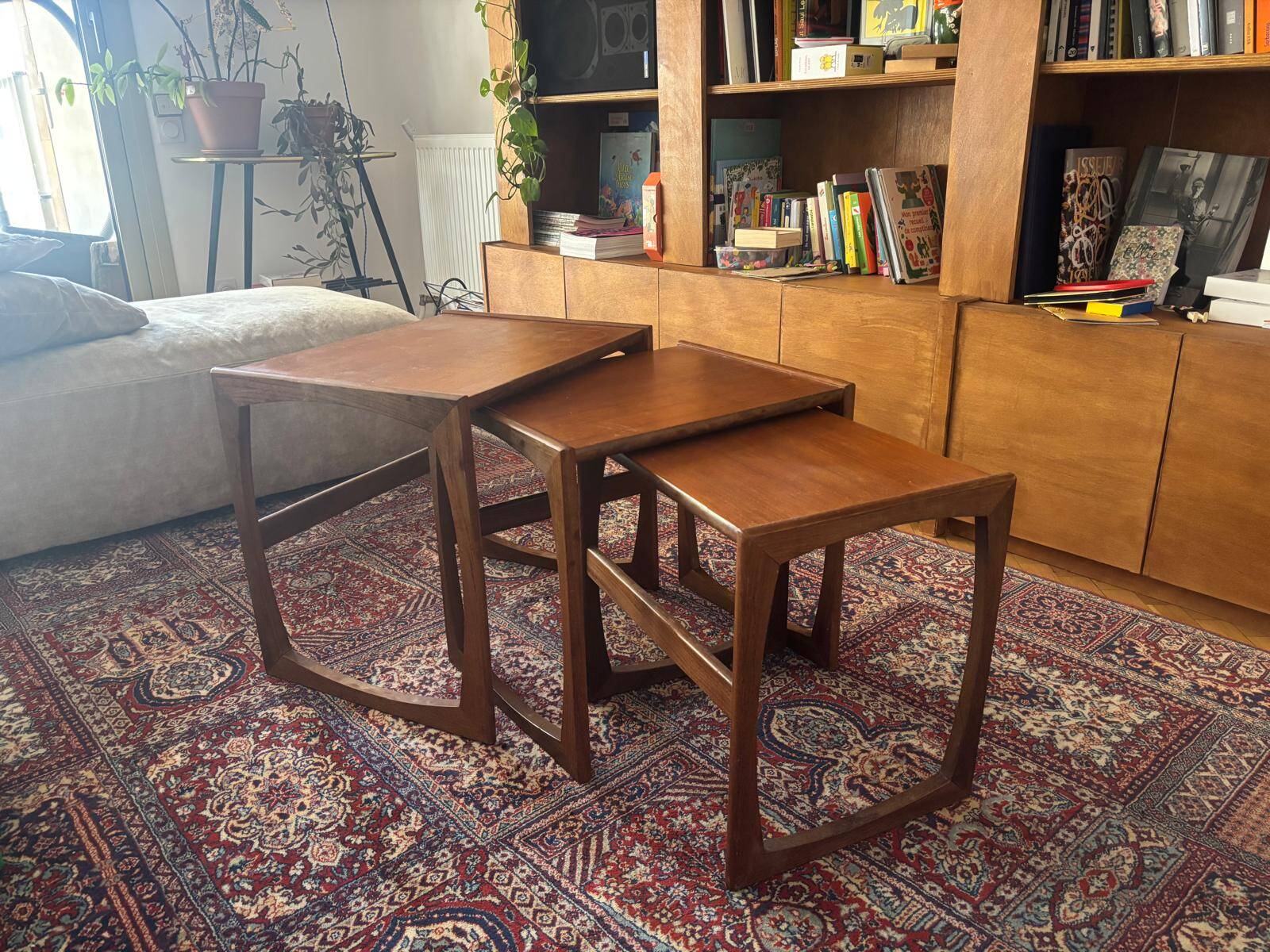 Scandinavian nesting table