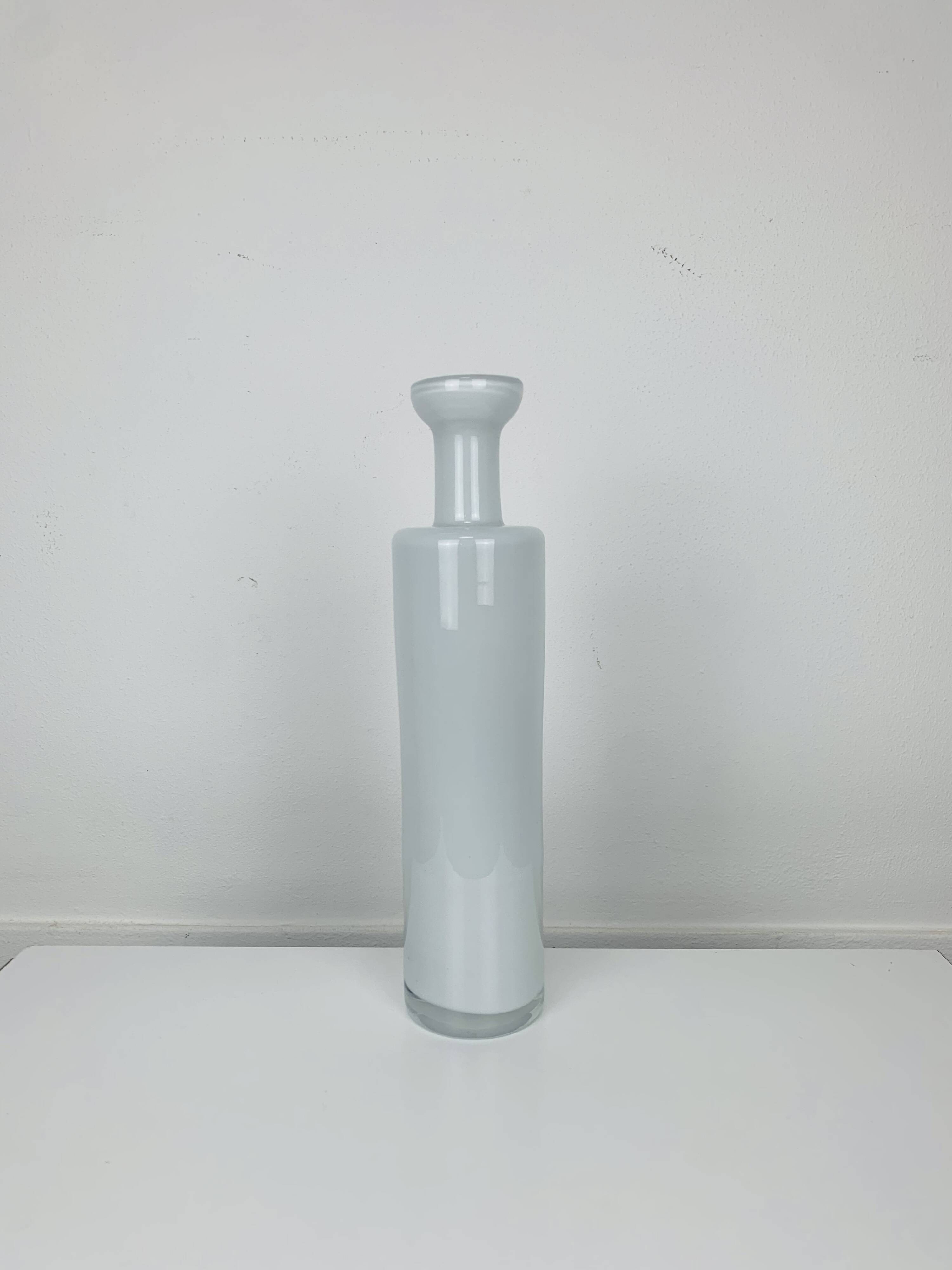 Scandinavian roller vase in white glass, Holmegaard style, vintage