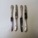 4 anciens couteaux de table en inox Grossmann