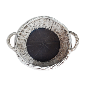 Wicker sieve basket