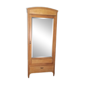 Armoire parisienne