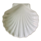 Hollow shell-shaped dish Émilie Henry