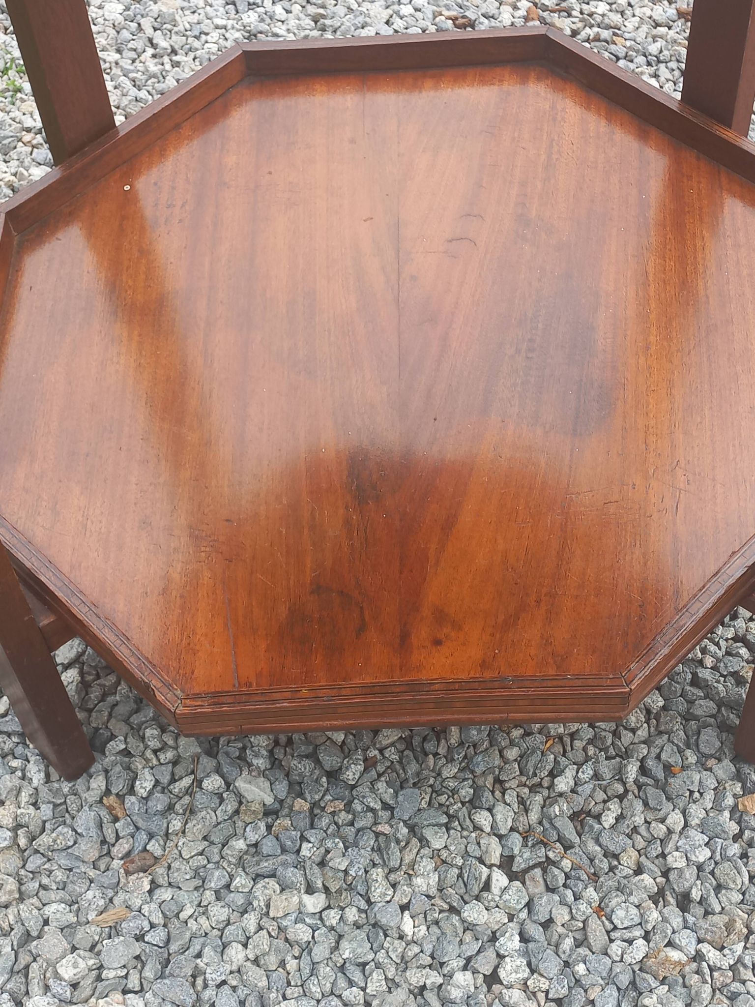 Art Deco folding side table in mahogany with double top marquetry.