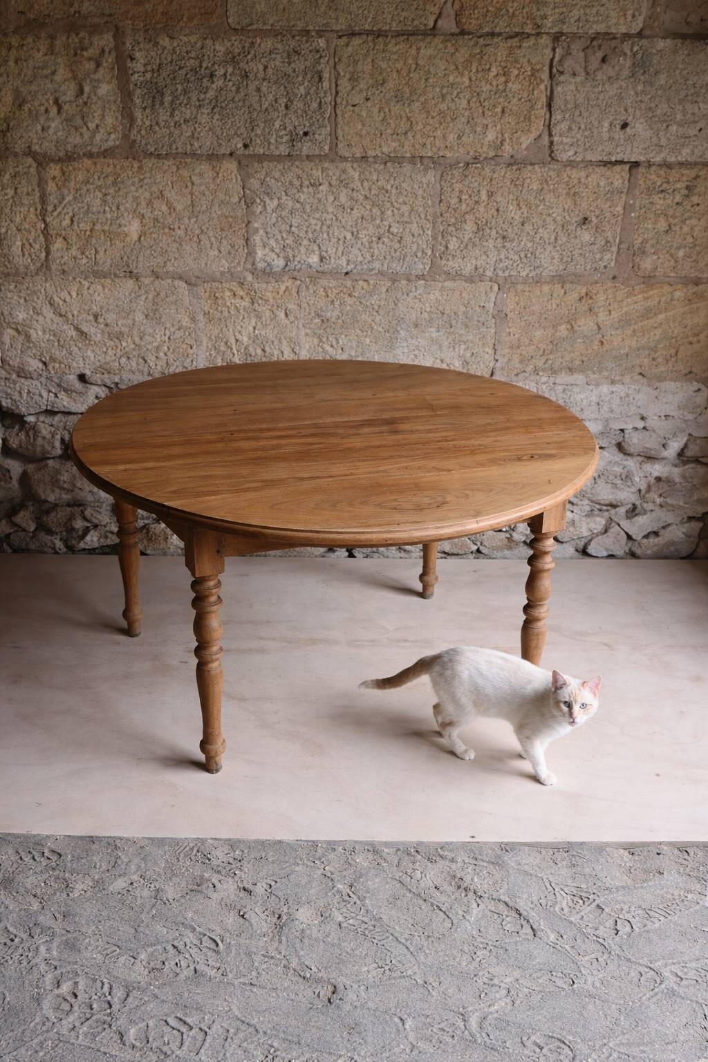 Round walnut table – modular with drop leaves – charming country chic