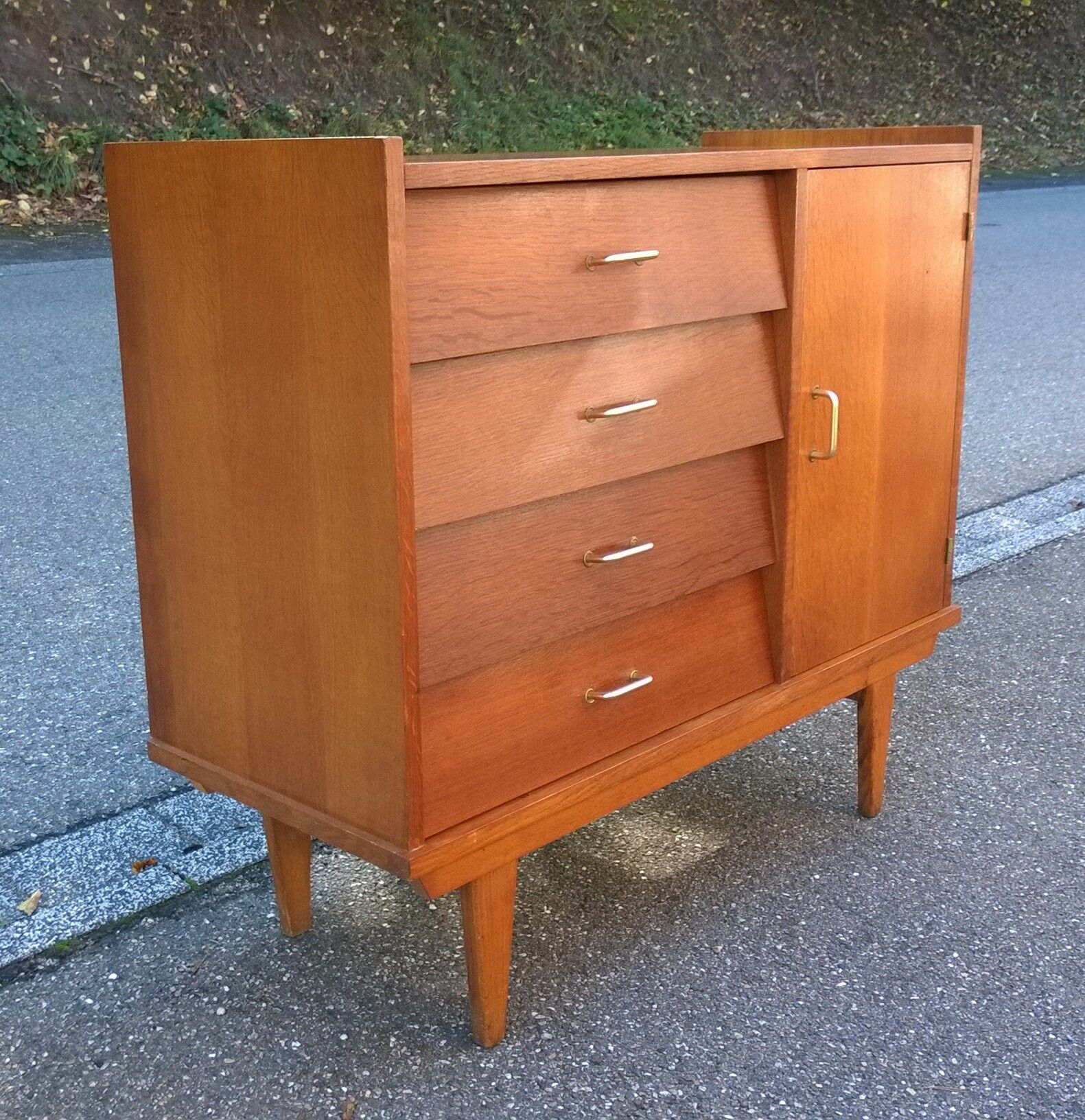 Vintage golden oak dresser