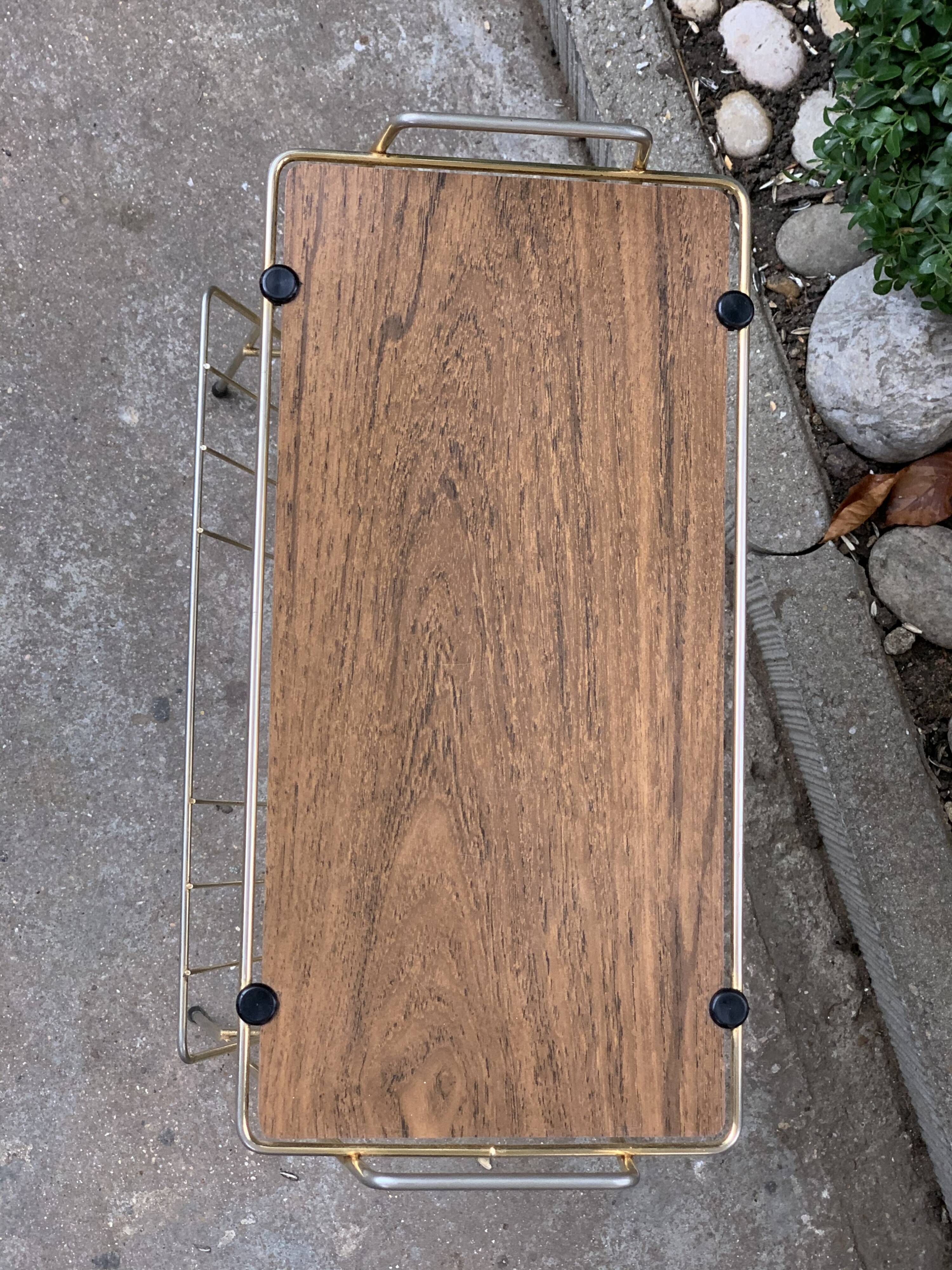 Formica compass foot magazine holder