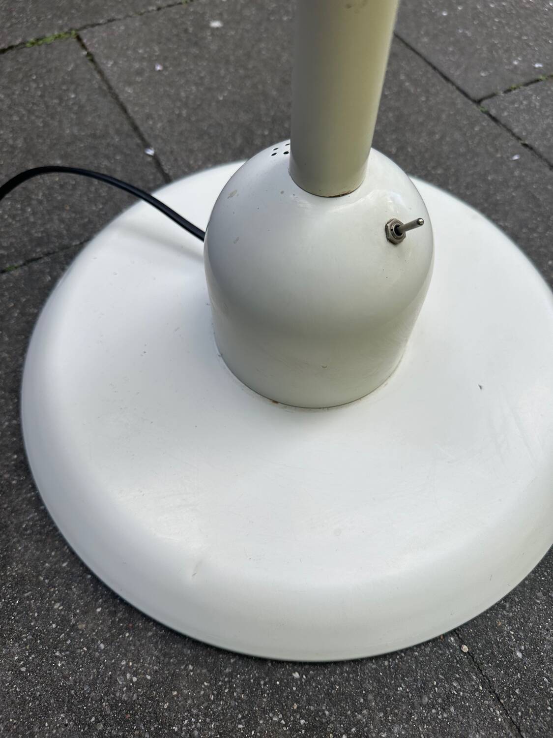 Italian white space age floor light