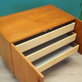 Armoire en teck, design danois, années 1970, production : Danemark