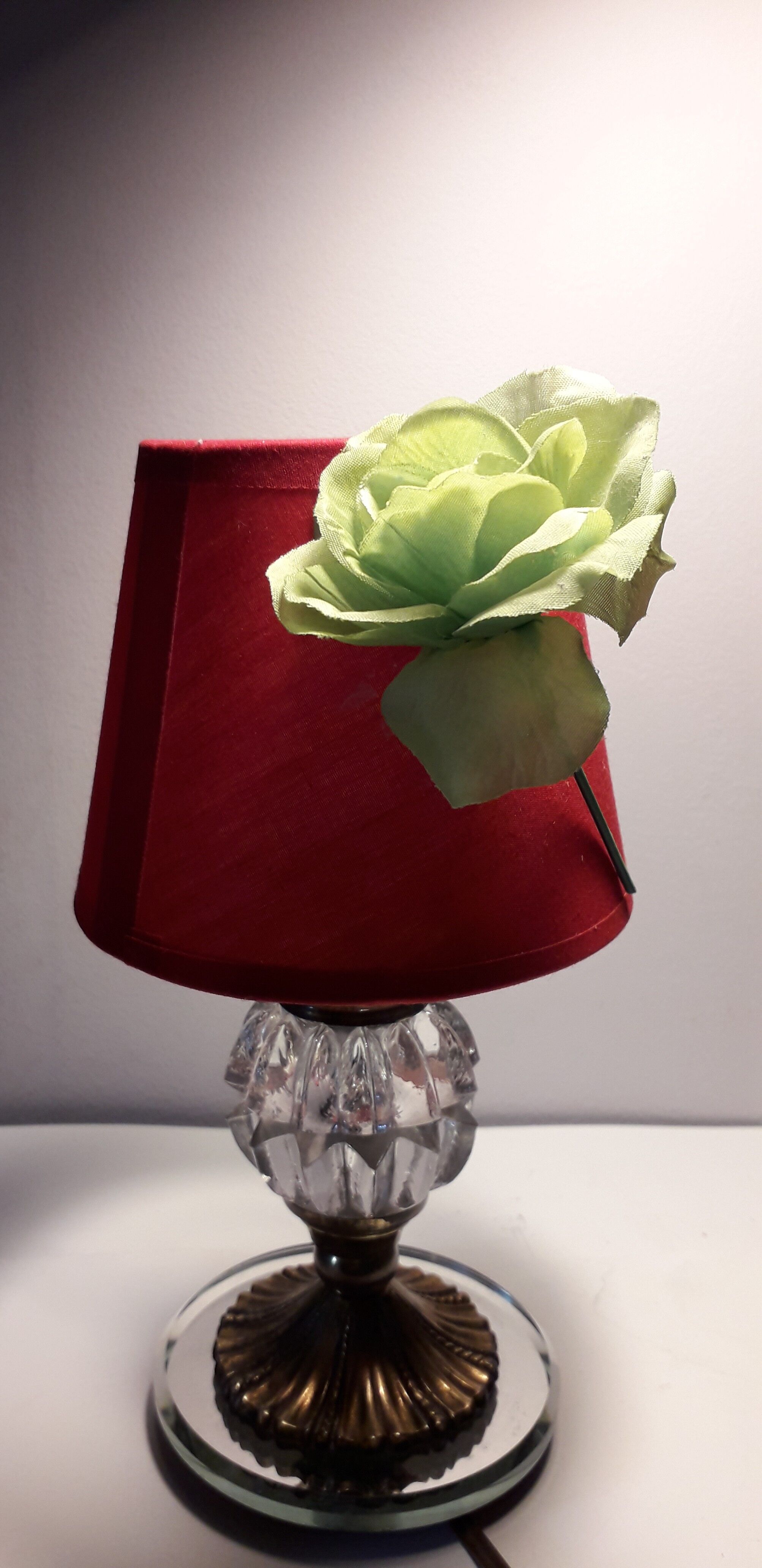 Small Art Deco lamp, bedside or atmosphere, glass and brass