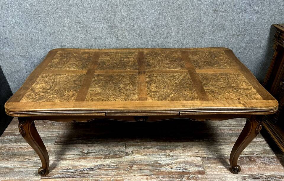 Louis XV style Provencal table in walnut and burl circa 1950 / open 308 cm