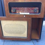 Radio spins disks 1959 vintage Philips