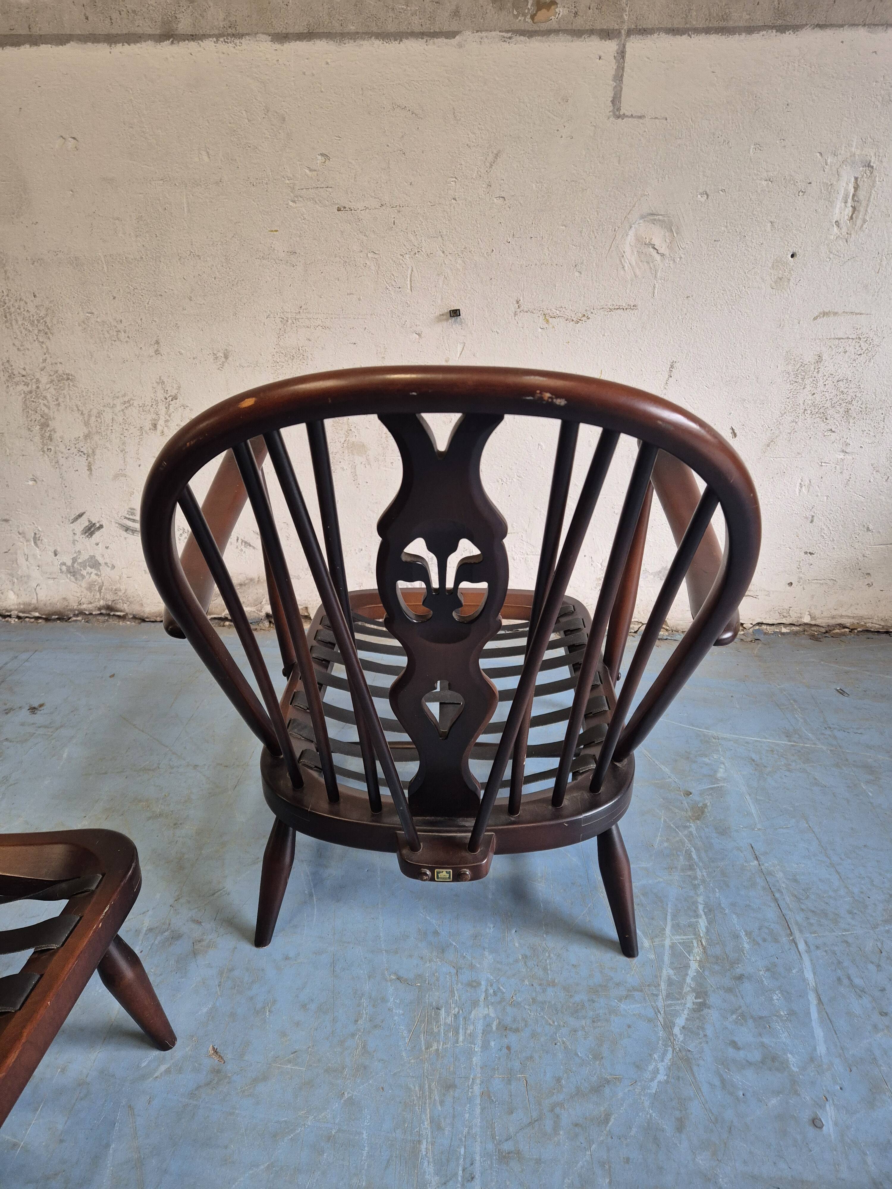 Windsor ercol + ottoman