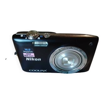 Nikon S2700