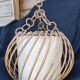 Suspension vintage en rotin