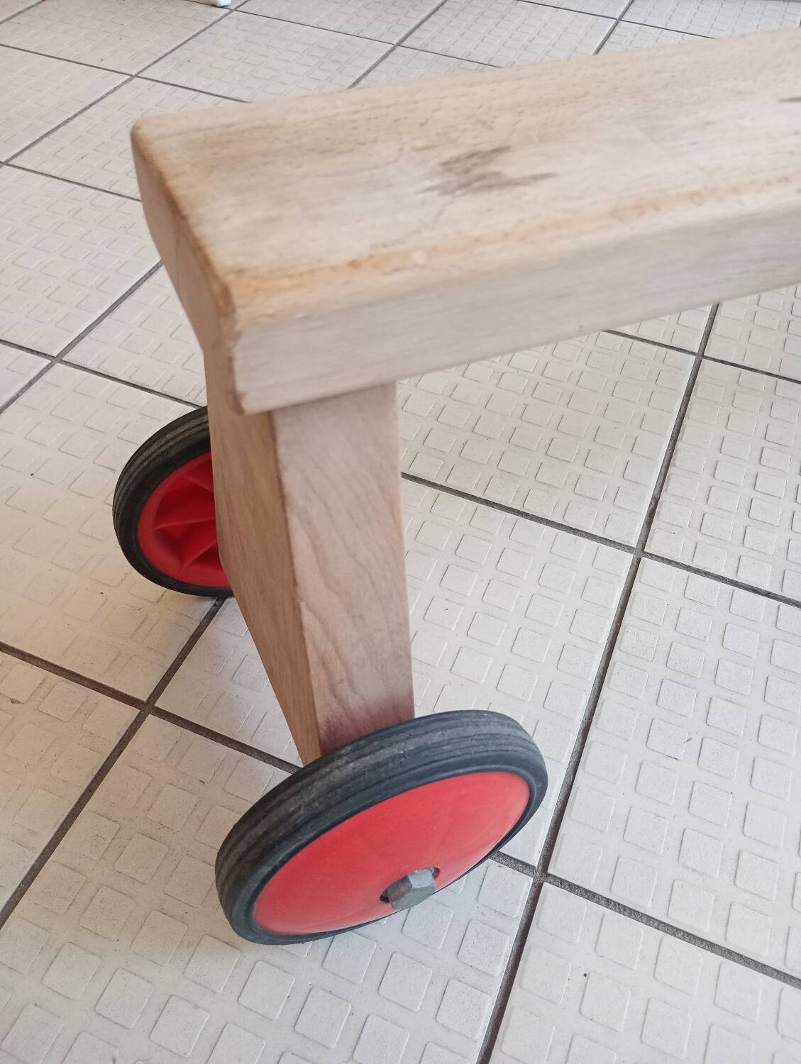 Children's balance bike