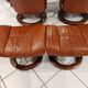 Paire de fauteuils et reposes pieds danois Ekornes cuir cognac vintage 1970