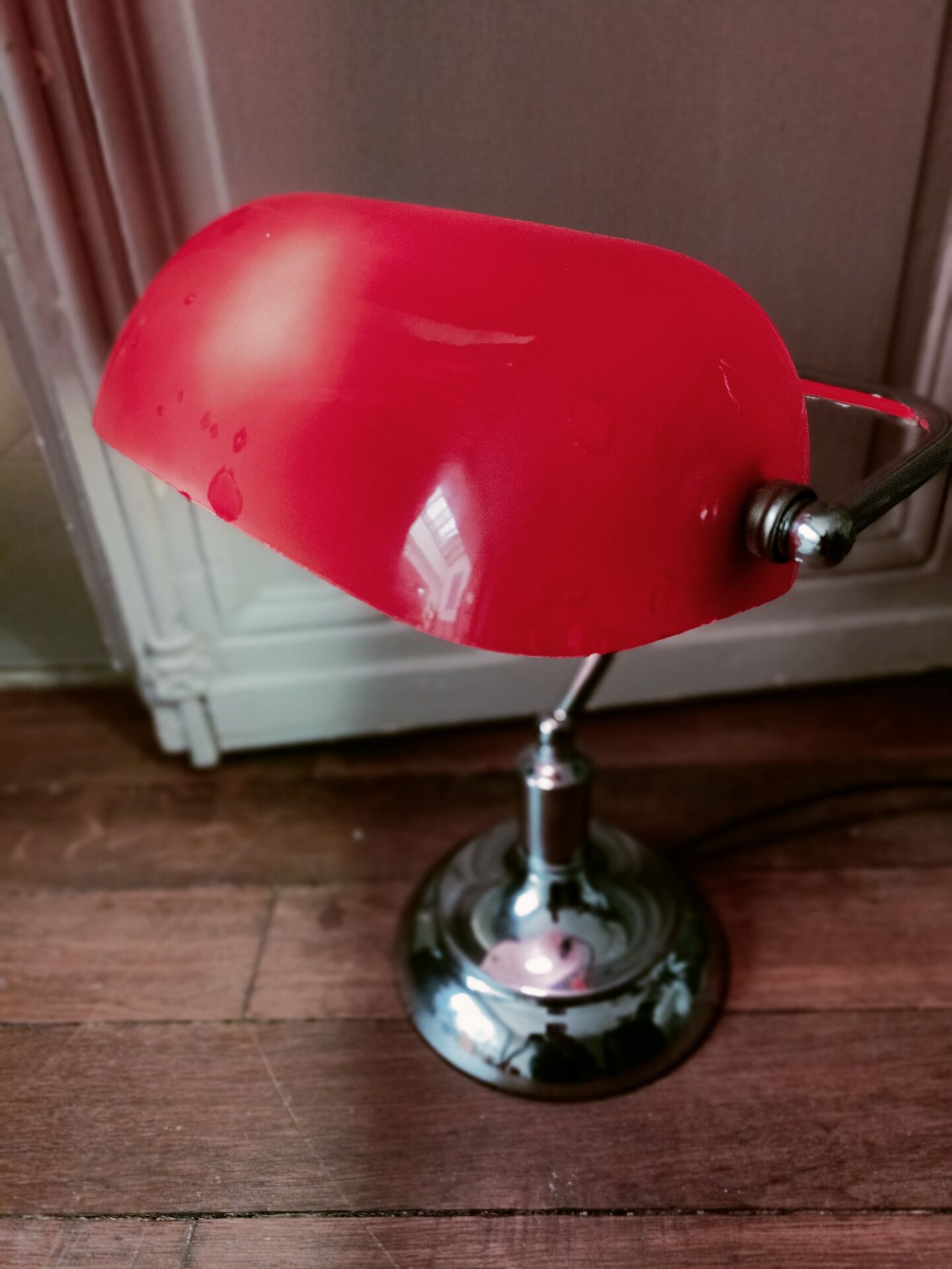 Vintage banker’s lamp, notary