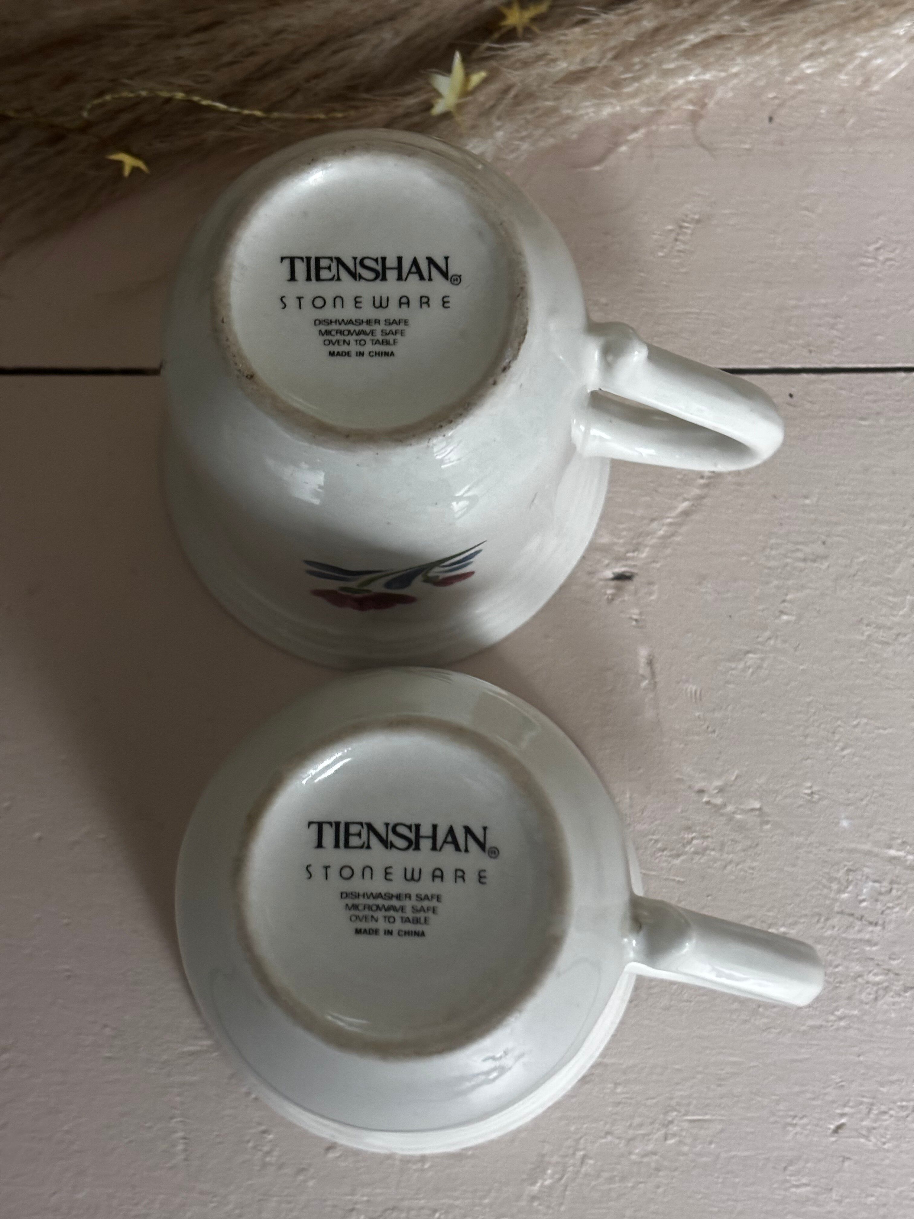 Ensemble de deux tasses fleuries Tienshan stoneware