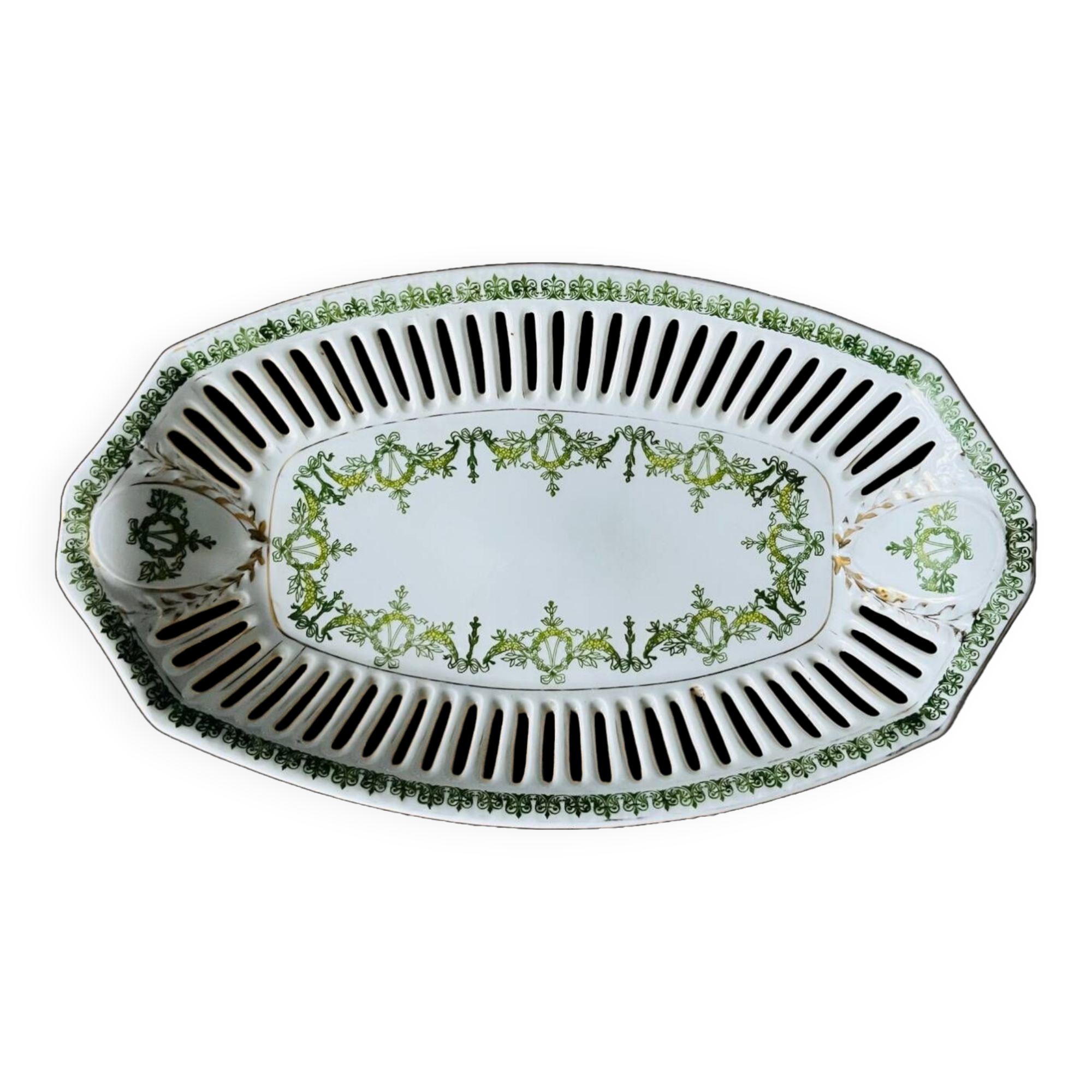 Openwork earthenware basket