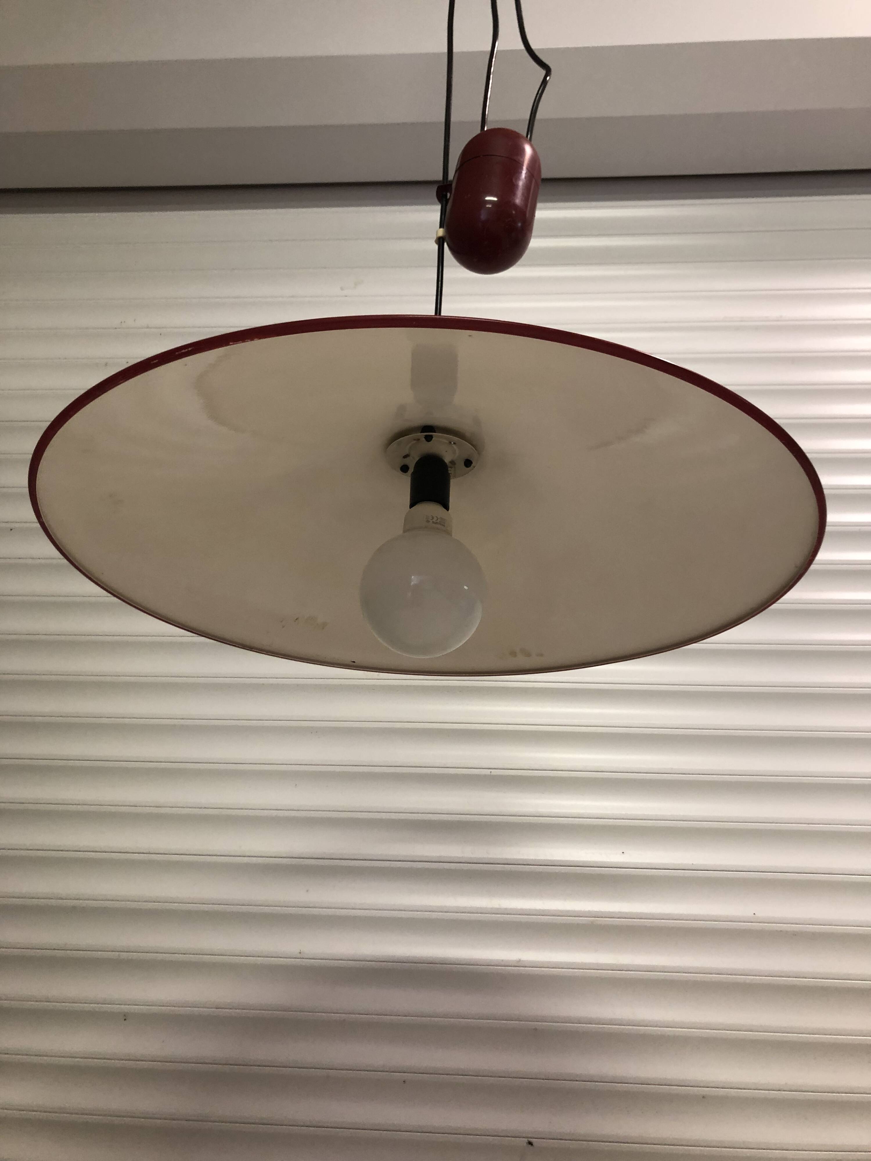 Vintage pendant lamp.