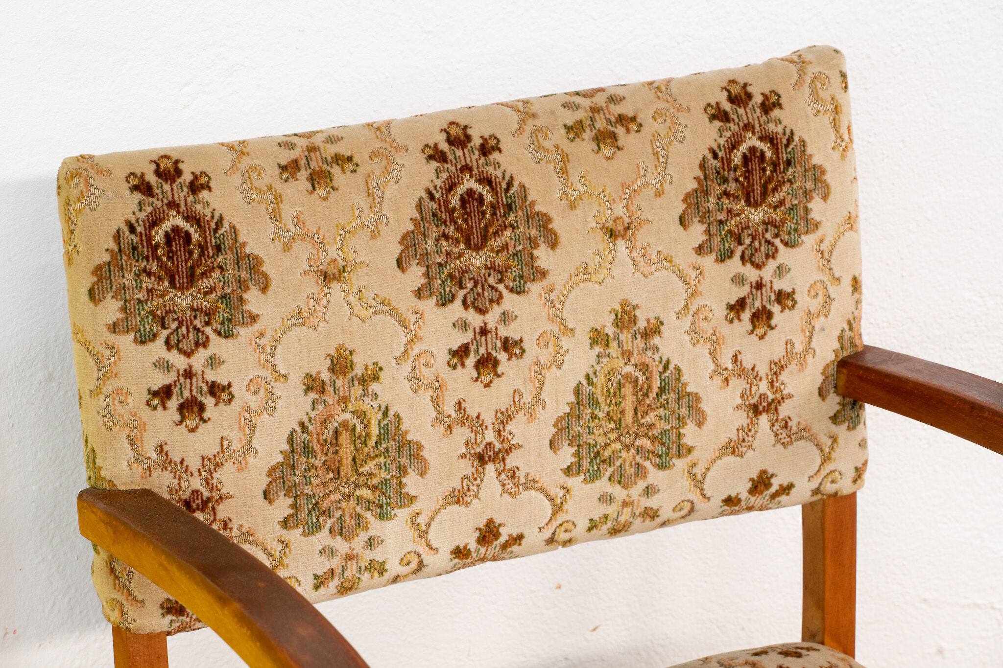 Scandinavian armchair 51.5 cm